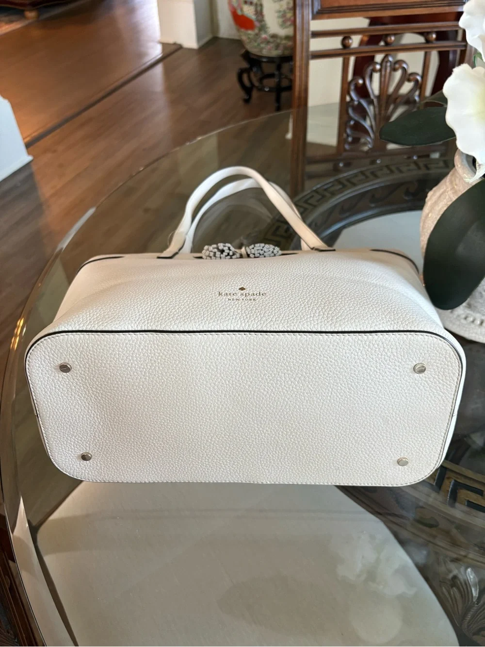 🤍🤍KATE SPADE HAYES PEBBLED LEATHER PARCHMENT ZIP TOP TOTE BAG!🤍🤍